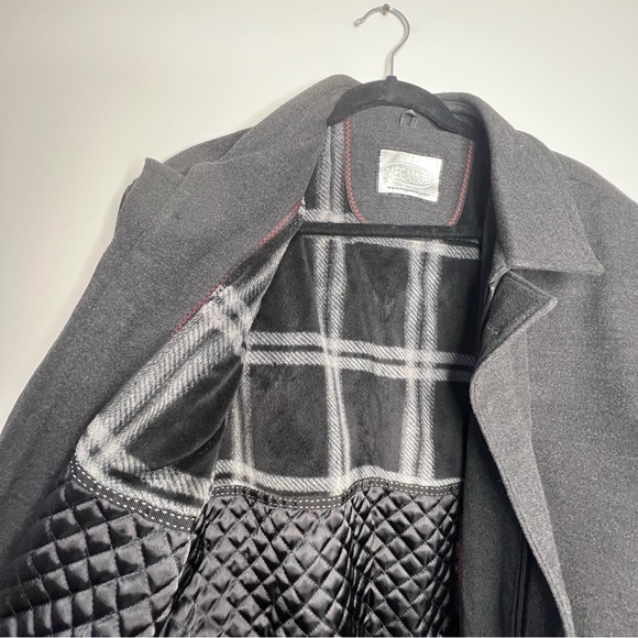 Megamod cashmere grey button front peacoat made in Turkey size medium - Picture 10 of 13